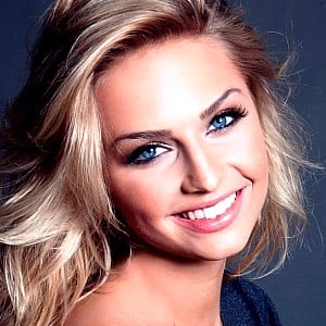 Cassidy Wolf