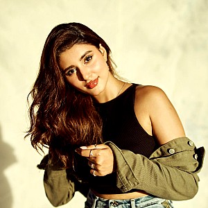 Chandni Bainz