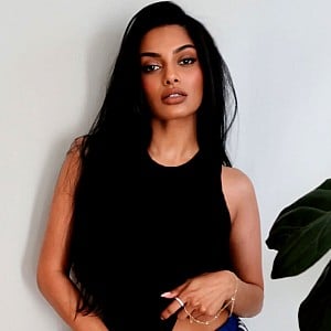 Chandrika Ravi