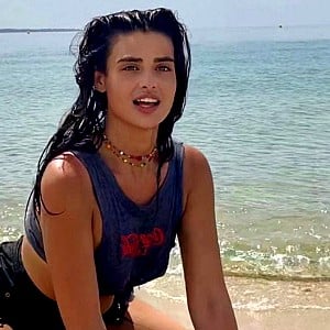 Chani Lenglet
