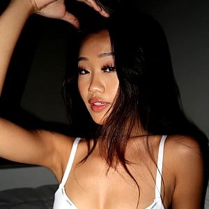 Charlize Thao