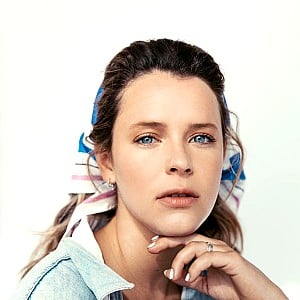 Charlotte Aubin