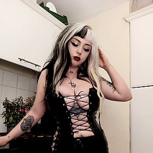 Charlotte Dowling