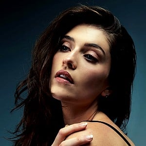 Chey Crieger