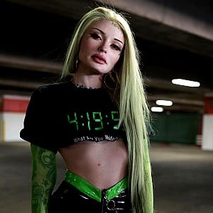 Chloe Carter
