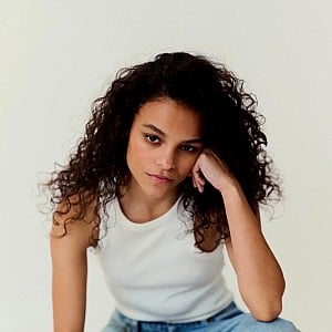 Chloe Lea