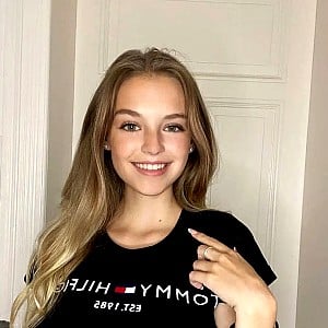 Chloe Miller