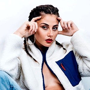Chloe Van Landschoot