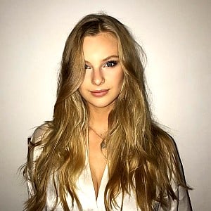 Chloe Vialaret