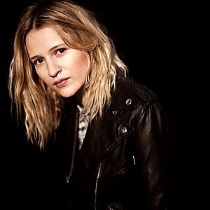 Christa Théret