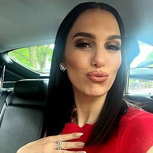 Christy Carlson Romano