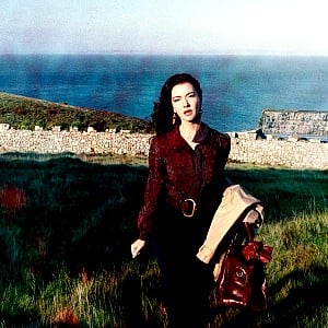 Chrysta Bell