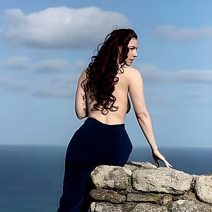 Chrysta Bell