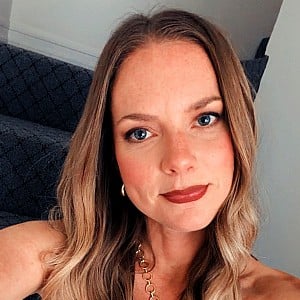 Cindy Busby