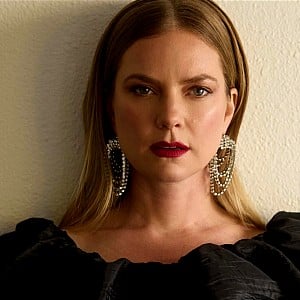 Cindy Busby