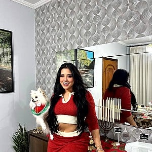 Cinthia Cruz