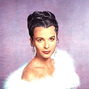 Claire Bloom