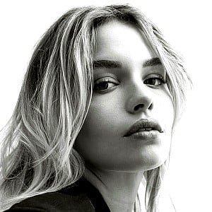 Claire Smith (Model)