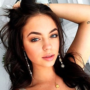Claudia Sulewski