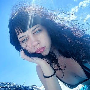Cleo (Instagram Model)