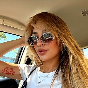 College Girl (Camgirl)