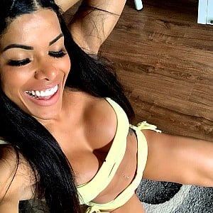Cris Ferreira