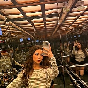 Cristina Lora