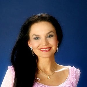 Crystal Gayle