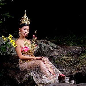 Crystal Moua