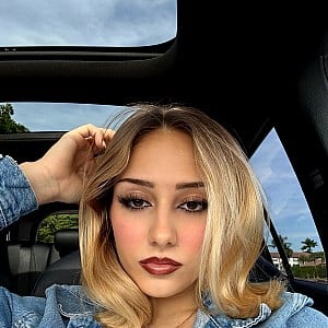 Csenge Bacskay