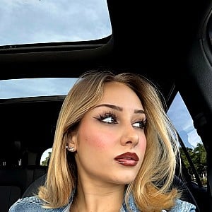 Csenge Bacskay
