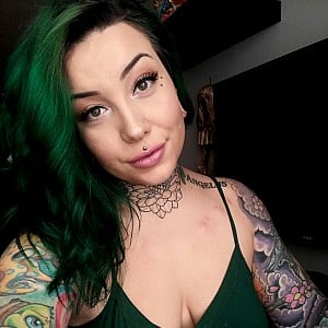 Dahlia Dee