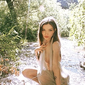 Dainty Wilder
