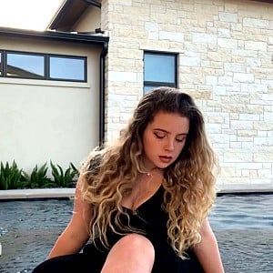 Dakota Jade (Model)