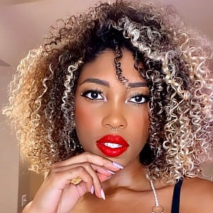 Dandara Oliveira