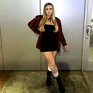 Dani The Aquarius Moon