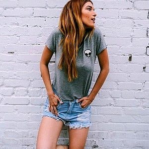 Dani Thorne
