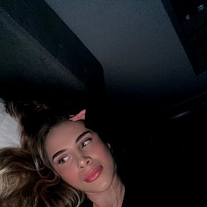 Daniela Florez (Webcam Model)