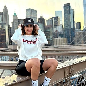 Daniela Garcia (Track)