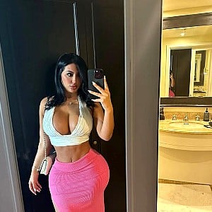 Daniella Lynn