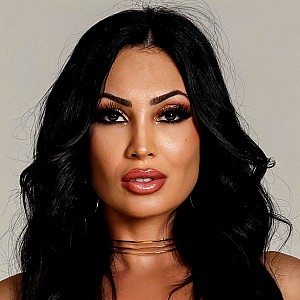 Daniella Mv