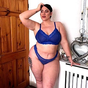Danielle Lucy