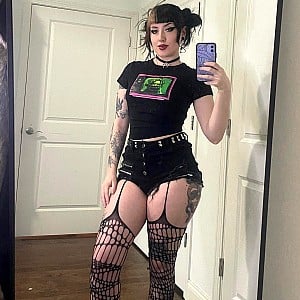 Deadgjrl