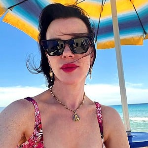 Debi Mazar