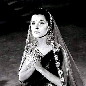 Debra Paget