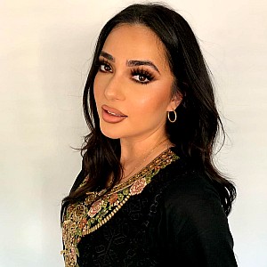 Dee Deeamiri