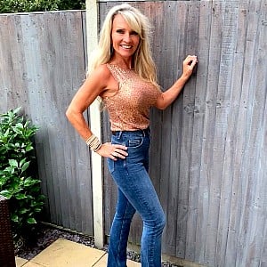 Dee Ivens