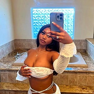 Deja Rennae