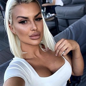 Delila Fitmommy