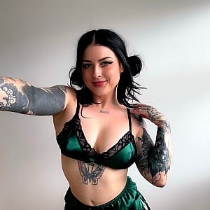 Demi Novak